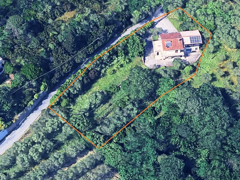 Casa Indipendente in Vendita a Sarzana, zona bradia, 420'000&euro;, 200 m²