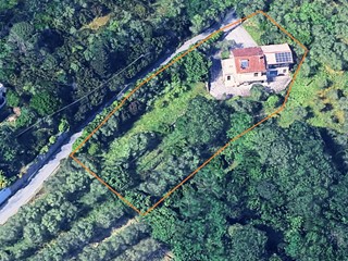 Casa Indipendente in Vendita a Sarzana, zona bradia, 420'000&euro;, 200 m²