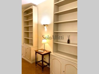 Bilocale in Affitto a Brescia, 850€, 67 m², arredato