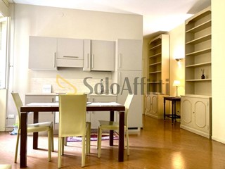 Bilocale in Affitto a Brescia, 850€, 67 m², arredato