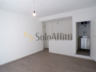 Ufficio in Affitto a Pavia, zona Centro, 900€, 40 m²