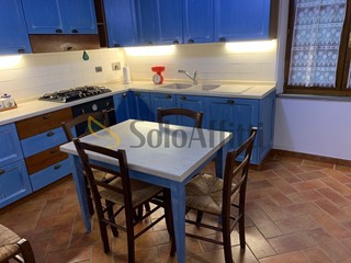 Quadrilocale in Affitto a Siena, zona Due Ponti, 1'000€, 70 m², arredato, con Box