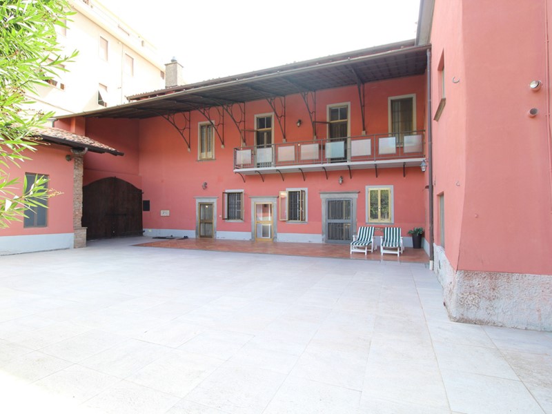 Casa Indipendente in Vendita a Coccaglio, 1'200'000&euro;, 830 m²