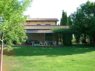Casa Indipendente in Vendita a Ameglia, 418 m²