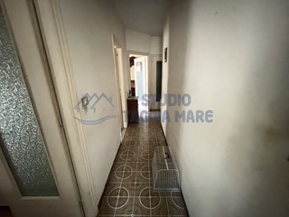 Quadrilocale in Vendita a Sanremo, 120'000&euro;, 70 m²