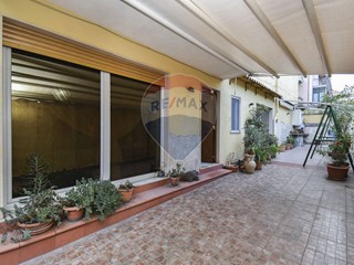 Casa Semi Indipendente in Vendita a Acireale, 159'000&euro;, 165 m²