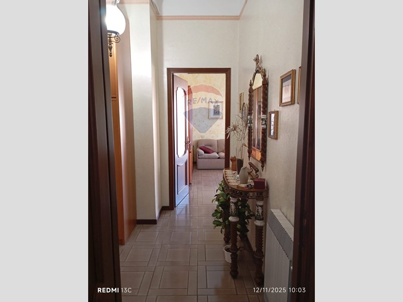 Appartamento in Vendita a Caltagirone, 105'000€, 144 m²