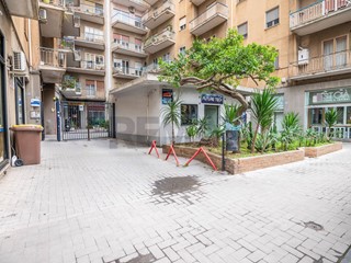 Appartamento in Vendita a Caltagirone, 105'000&euro;, 144 m²