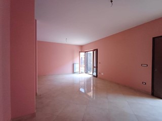 Villetta a schiera in Affitto a Castel Morrone, 650&euro;, 150 m²