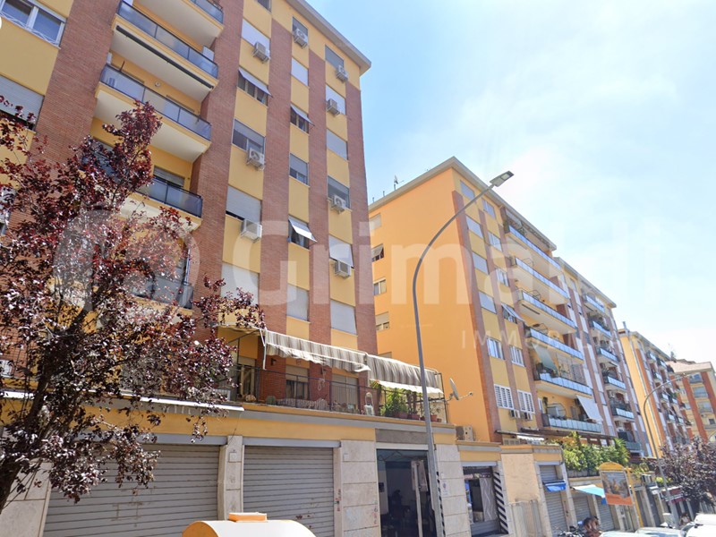 Trilocale in Vendita a Roma, 410'000€, 89 m²