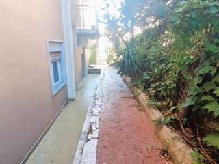 Appartamento in Vendita a Agrigento, 95'000€, 166 m²