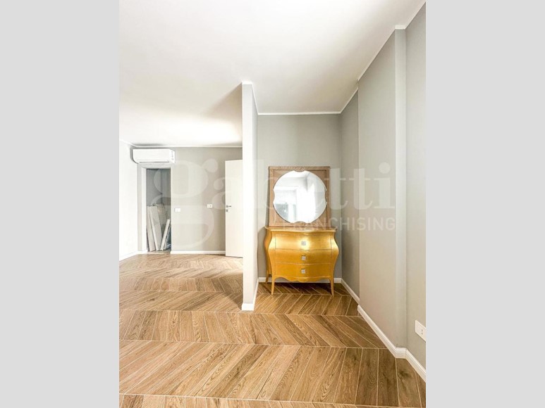 Ufficio in Vendita a Segrate, 320'000&euro;, 80 m², arredato