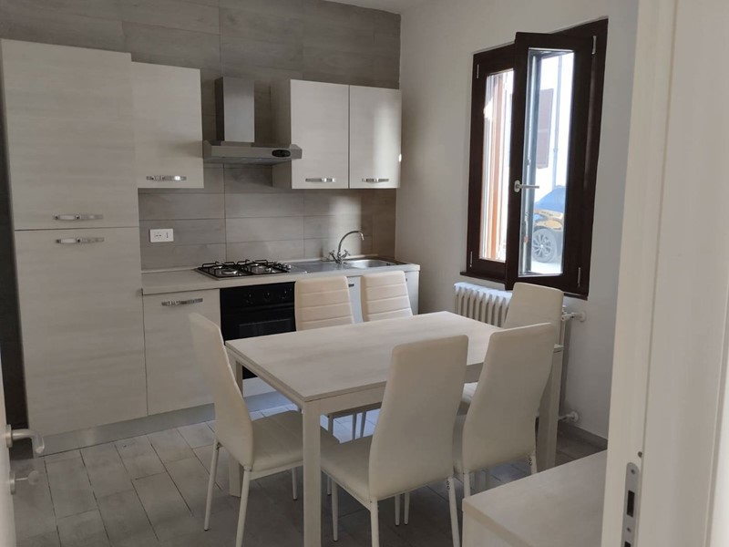 Casa Indipendente in Affitto a Avezzano, 550€, 65 m², arredato
