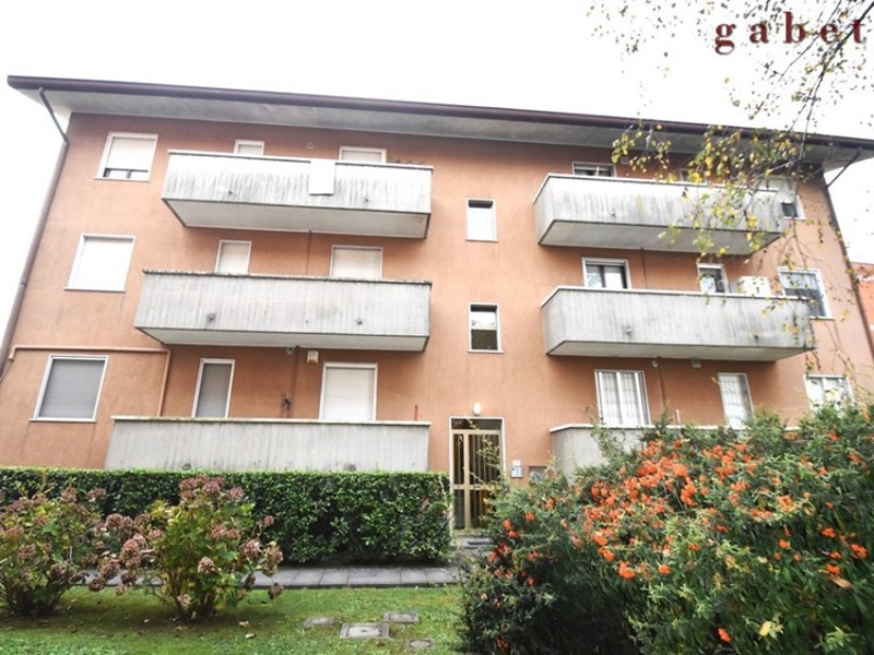 Trilocale in Vendita a Magenta, 148'000&euro;, 106 m²