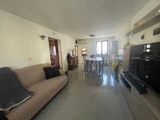Quadrilocale in Vendita a Jesi, 98'000€, 100 m²
