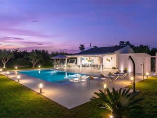 Villa in Vendita a Ispica, 520'000&euro;, 100 m²