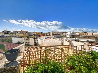 Trilocale in Vendita a Siracusa, 150'000€, 70 m²