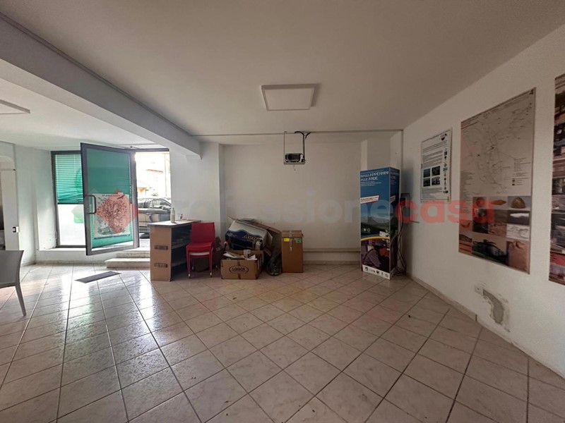 Negozio in Vendita a Avezzano, 89'000&euro;, 75 m²