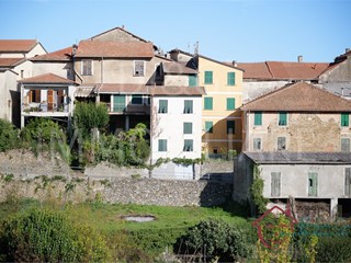 Casa Indipendente in Vendita a Casanova Lerrone, 43'000€, 28 m²