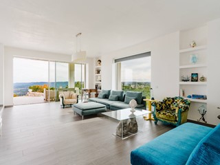 Villa in Vendita a Fasano, 980'000€, 230 m²