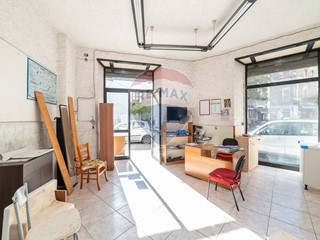 Immobile commerciale in Vendita a Catania, 110'000&euro;, 100 m²