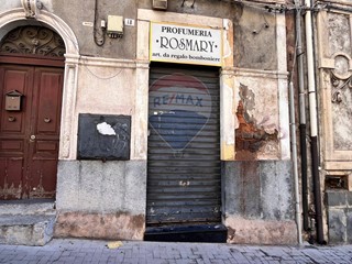 Immobile commerciale in Vendita a Catania, 40'000&euro;, 33 m²