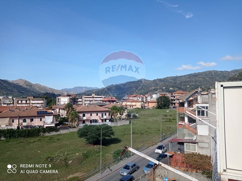 Quadrilocale in Vendita a Gaggi, 57'000&euro;, 84 m²