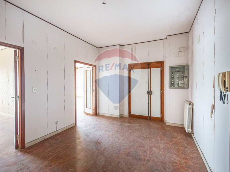 Appartamento in Vendita a Caltagirone, 133'000€, 185 m²