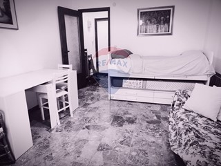 Trilocale in Vendita a Rapallo, 280'000&euro;, 57 m²