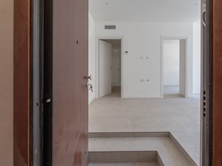 Trilocale in Vendita a Milano, 240'000&euro;, 70 m²