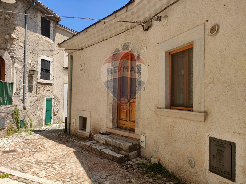 Bilocale in Vendita a Civitella Alfedena, 60'000&euro;, 45 m²
