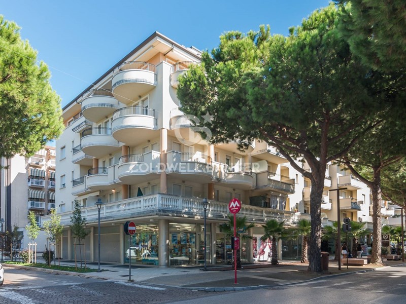 Appartamento in Vendita a Riccione, 3'000'000&euro;, 1092 m²