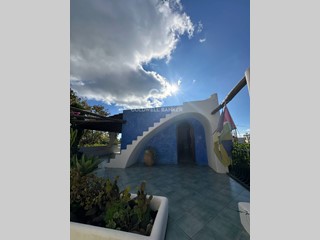 Appartamento in Vendita a Lipari, 880'000€, 420 m²