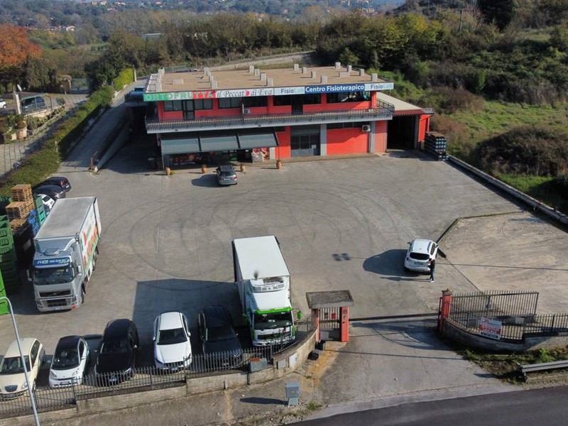 Immobile commerciale in Vendita a Ceccano, 1150 m²
