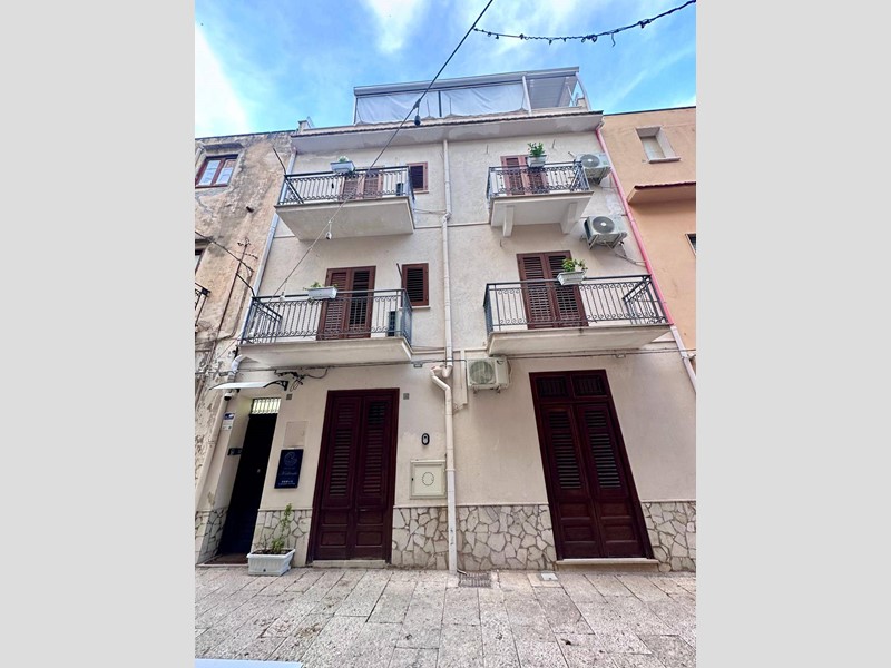 Casa Semi Indipendente in Vendita a Castellammare del Golfo, 400'000&euro;, 110 m²
