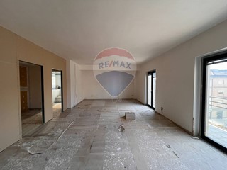 Ufficio in Vendita a Caltagirone, 159'000&euro;, 120 m²