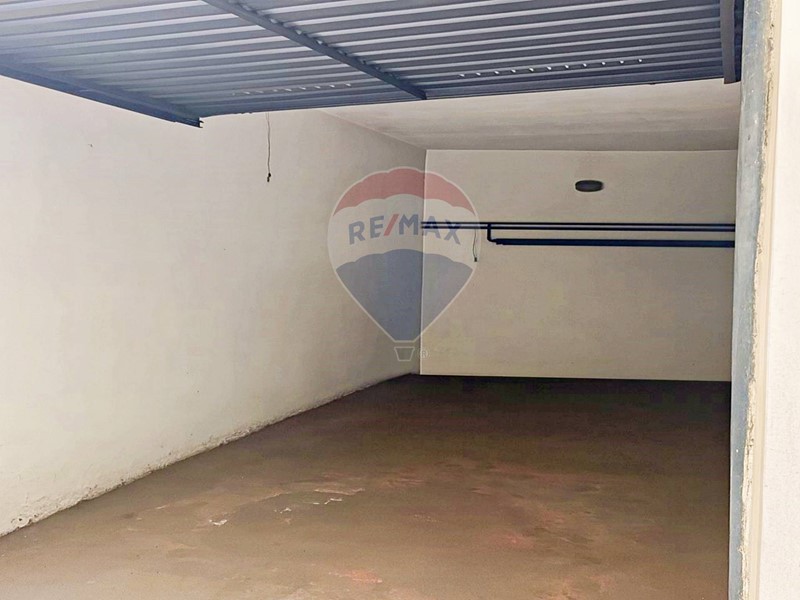 Box in Vendita a Milano, 39'000&euro;, 13 m²