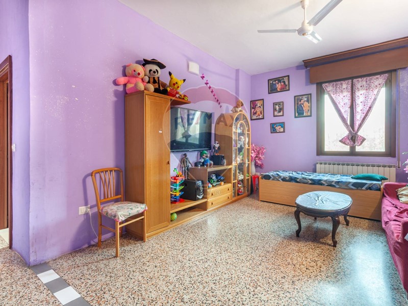 Trilocale in Vendita a Gazzuolo, 45'000&euro;, 83 m²