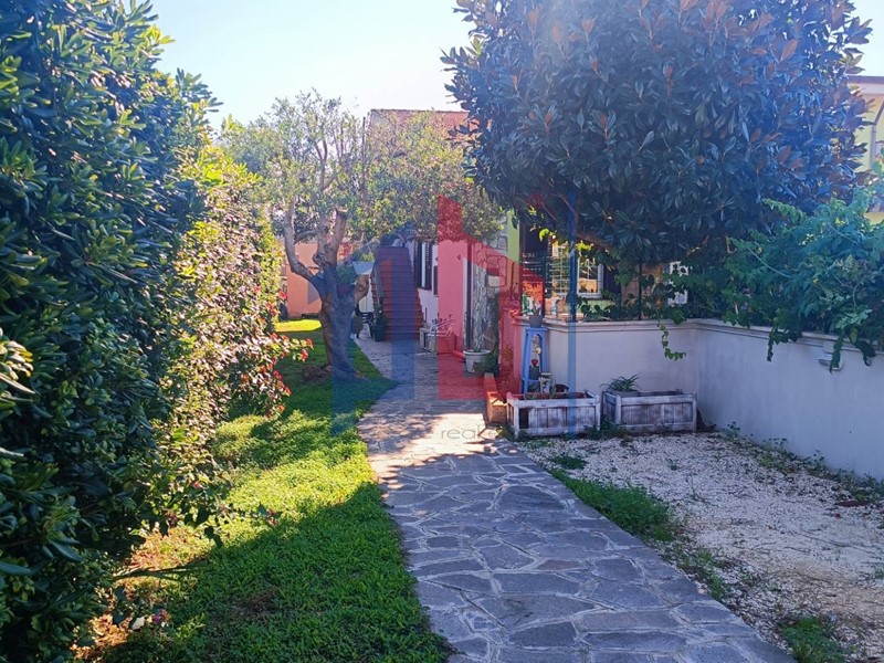 Quadrilocale in Vendita a Ardea, 153'000€, 100 m²