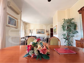 Quadrilocale in Vendita a Bari, 258'000€, 120 m²