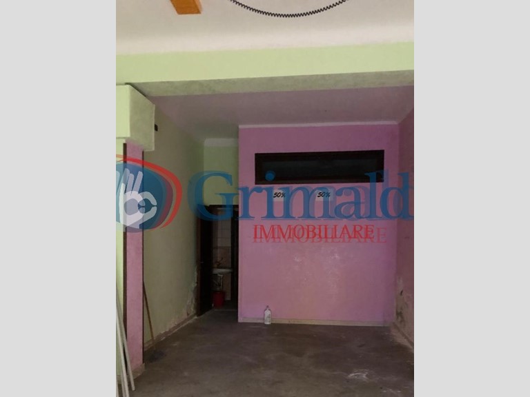 Negozio in Vendita a Taranto, 28'000&euro;, 40 m²