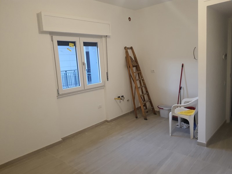 Trilocale in Affitto a Avezzano, 500€, 100 m²