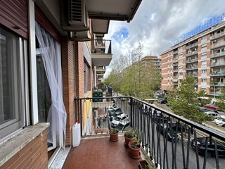 Trilocale in Vendita a Roma, 410'000€, 107 m²