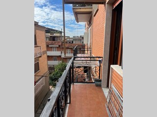 Trilocale in Vendita a Roma, 250'000€, 109 m²