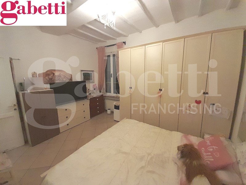 Appartamento in Vendita a Colle di Val D'Elsa, 98'000€, 84 m²