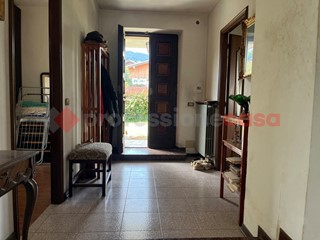 Villa bifamiliare in Vendita a Prarostino, 240'000&euro;, 300 m², arredato