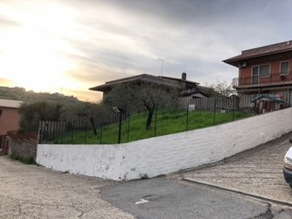 Terreno edificabile in Vendita a Fonte Nuova, 55'000&euro;, 350 m²