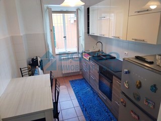 Trilocale in Vendita a La Spezia, zona Nord, 124'000€, 68 m², arredato