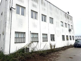 Capannone in Vendita a Ferentino, 1'800'000€, 2160 m²