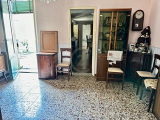 Casa Indipendente in Vendita a Acireale, zona Scillichenti, 65'000&euro;, 75 m²
